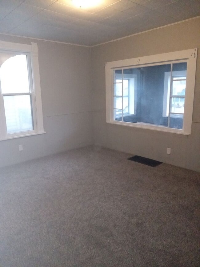 Photo - Large 5 Bedroom SW Canton Home for Rent