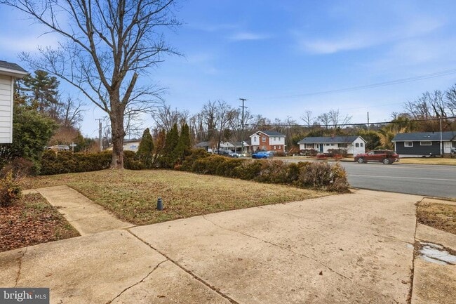 Photo - 2012 Friendship Ln