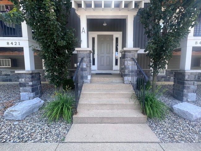 Building Photo - One Bedroom Apartment in Byron Center! Unit 8421 Woodhaven Dr SW - 1A
