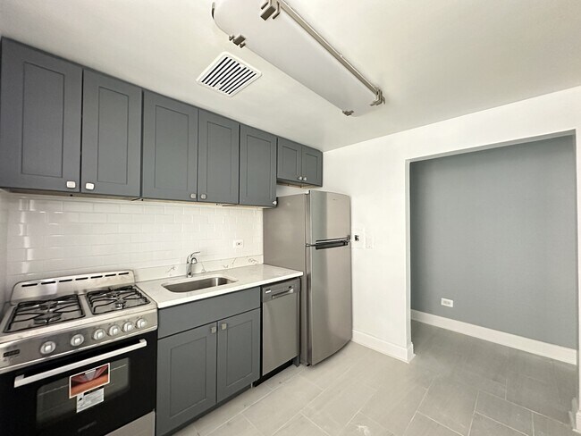 Photo - 6709 N California Ave Unidad N-G
