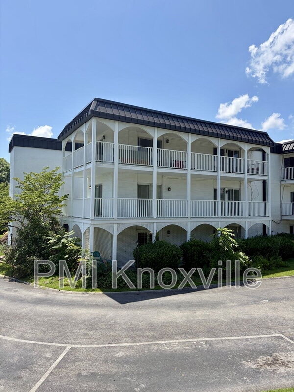Building Photo - 5709 Lyons View Pike Unit Apt 1206