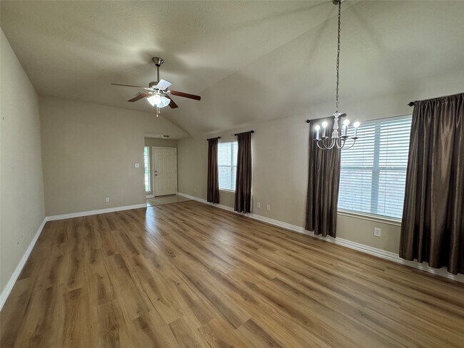 Photo - 10738 Plum Dale Way