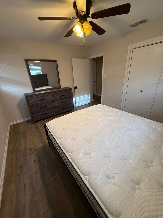 Photo - 4511 Spencer Dr