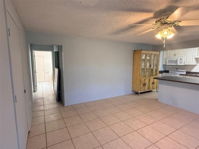 Photo - 3943 Freedom Ave Unidad 1