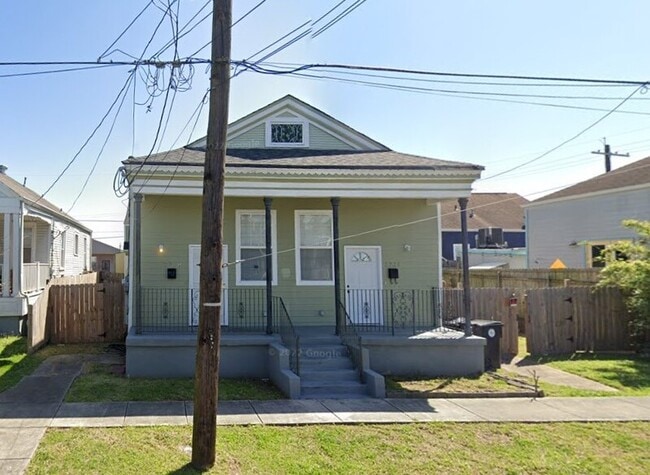 Photo - 2711 Marengo St Unidad 2711 Rental