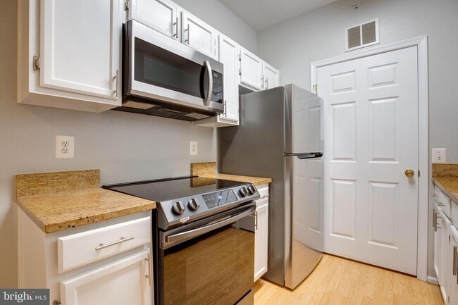 Photo - 1601 Spring Gate Dr Unit 1403