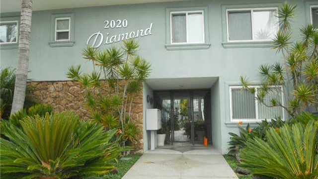 Condominium Main Entrance - 2020 Diamond St Condo Unit 3