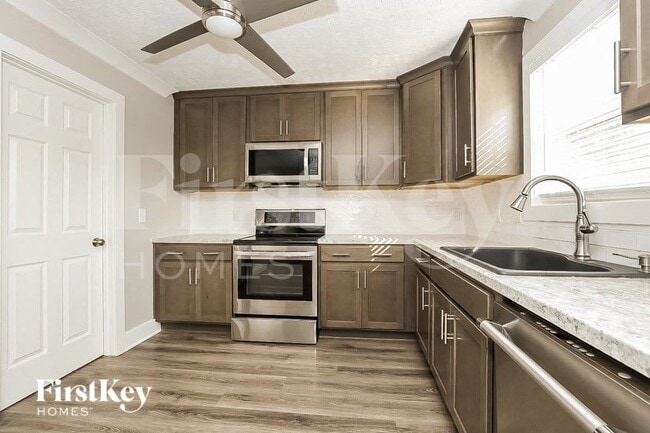 Photo - 6001 Burnett Cir