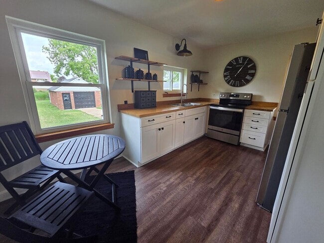 Photo - 124 High St