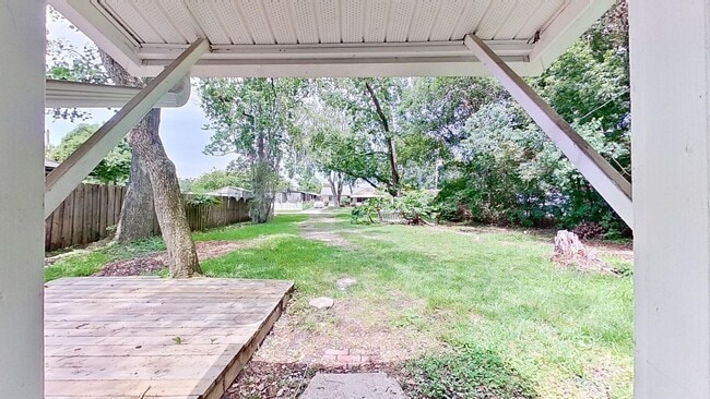 Photo - Tiny House Big Yard