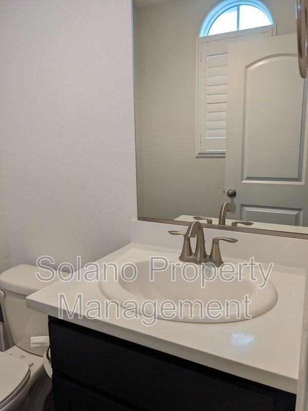 Photo - 537 Lavender Dr