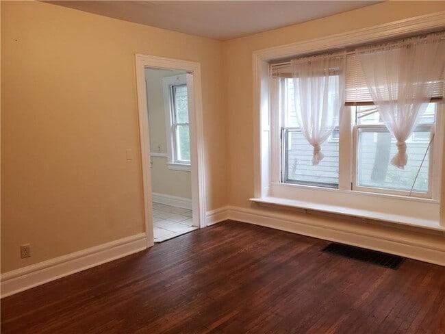 Photo - 38 Berkshire St