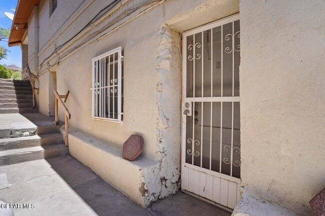 Photo - 2318 Federal Ave