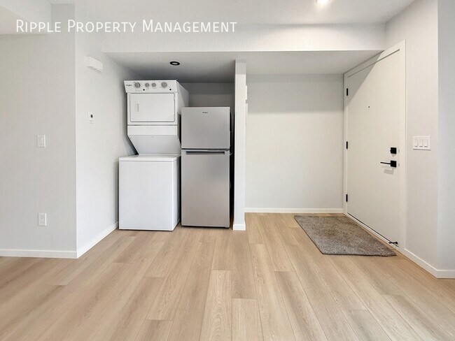 Photo - Modern 2 Beds, 1 Baths Basement/Lower | No Pets Allowed