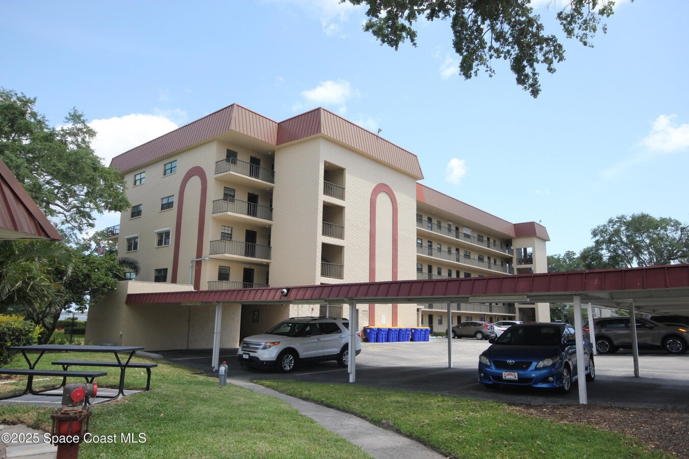 Photo - 1049 Rockledge Dr Townhome