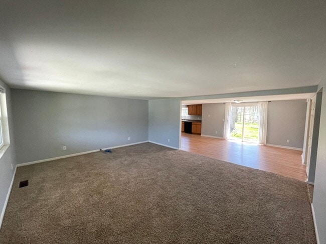 Photo - 2306 Deerwood Dr