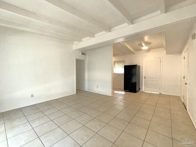 Photo - 208 Aquamarine Ave