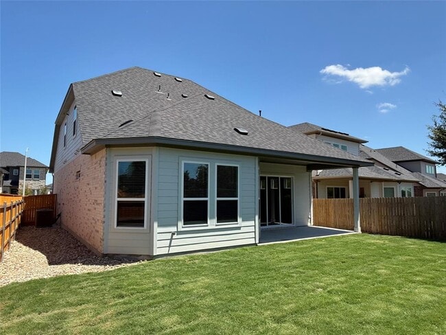 Photo - 901 Corvallis Dr