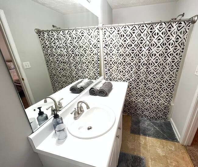 Photo - 6580 Arbor Gate Dr SW