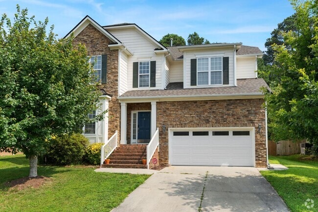 Building Photo - Stunning Single Family Home: Available Aug...