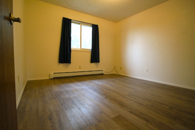 Photo - 616 N 5th St