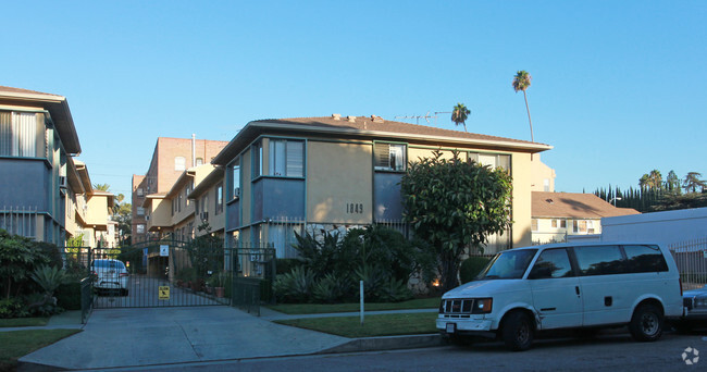 Building Photo - 1849 Garfield Place Rental