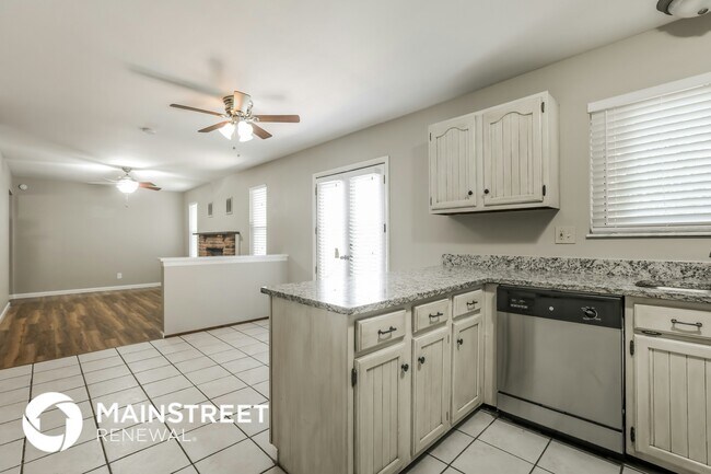 Photo - 718 Boca Chica Dr