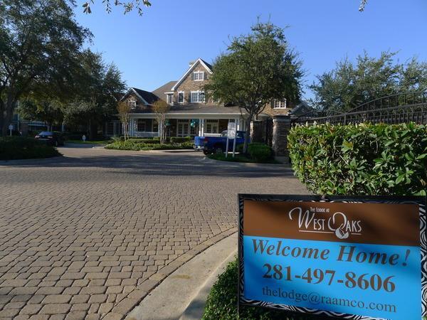 Photo - 14913 Richmond Ave. Unidad c5