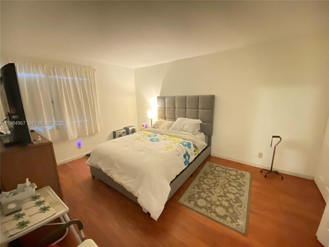 Photo - 240 Lakeview Dr Unit 308