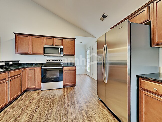 Photo - 1037 Steelchase Lane