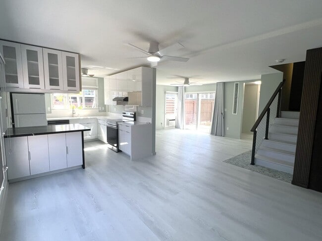 Photo - Koko Isle Circle - 4 bedroom, 3 bath townh...