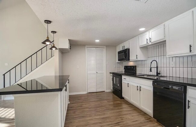 Photo - 14777 Wunderlich Dr Unit 708