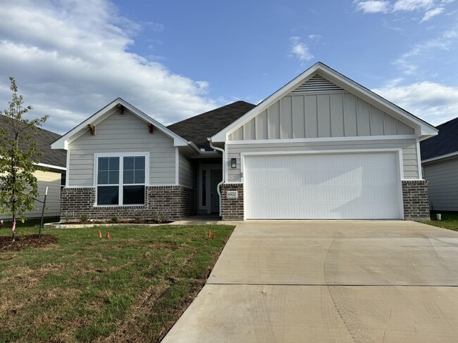 Building Photo - 8810 Happy Vly Dr Rental