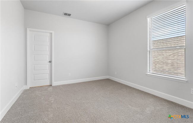Building Photo - 1208 Glen Heather Dr Rental