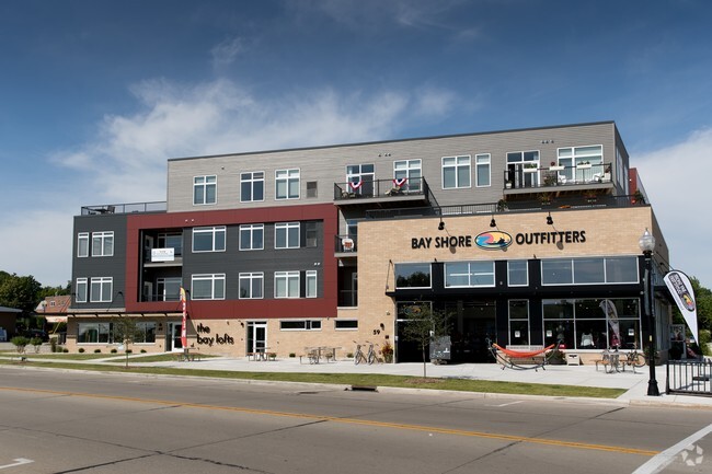 Building Photo - The Bay Lofts