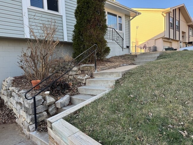 Photo - Comfortable 3-Bedroom Home with Park Access & Easy Commute