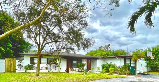 Photo - 336 NE 28th Terrace