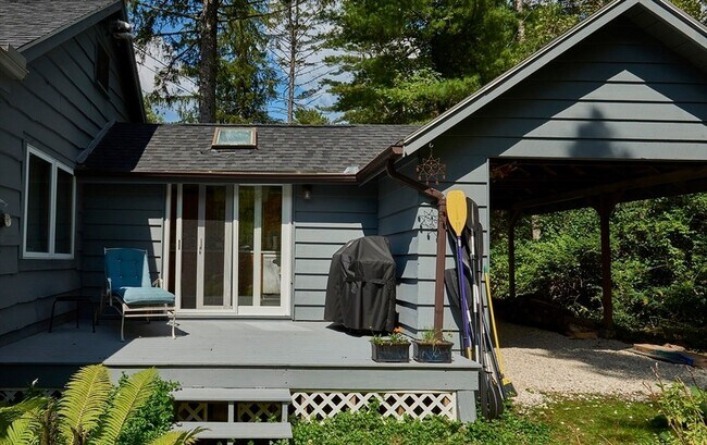 Photo - 5 Beachwood Drive