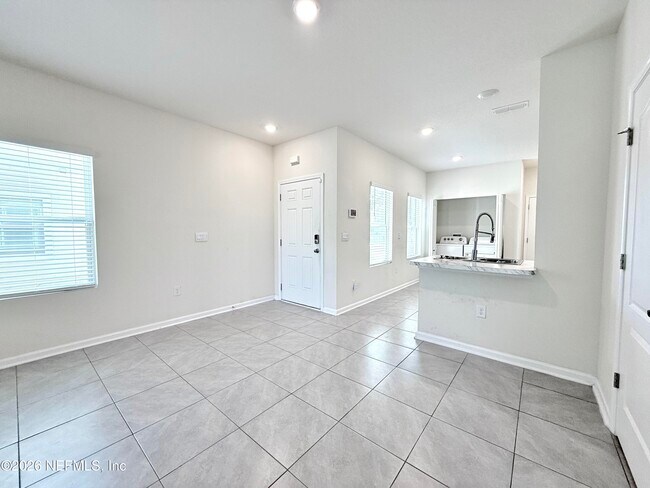 Photo - 7670 Legacy Trl