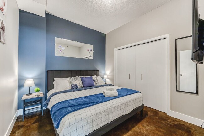 Photo - 135-113 13 Ave SW Unit ID1244645P