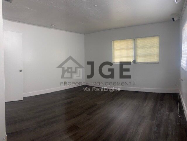 Photo - 4000 NW 81st Ave Unidad 3