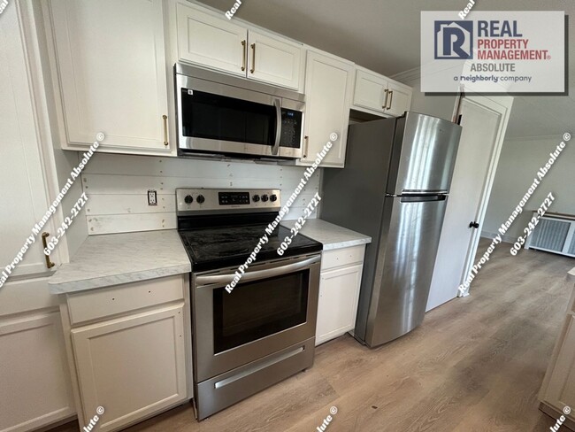 Photo - Charming 2-Bedroom Home with Bonus Room – ...