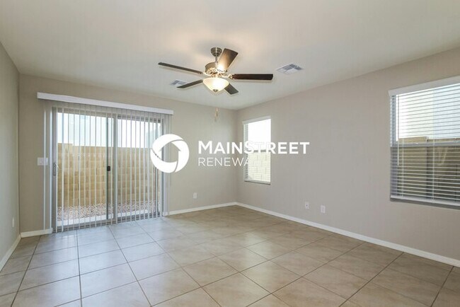 3 Bedroom Pet-Friendly Home in Phoenix, AZ with Main Street Renewal