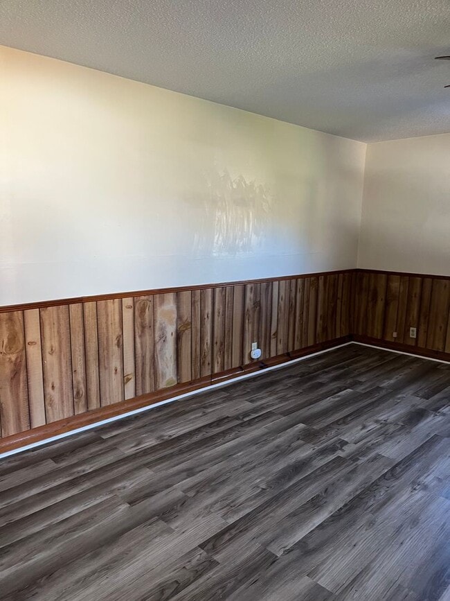 Photo - 2 Bedroom Apartment Located in Beautiful Warrensville