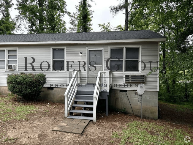 Building Photo - #450 - 109-111 Holly Ct Duplex Unit 111 Holly Ct Rental