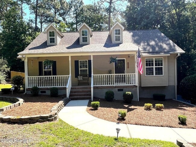 Building Photo - 2400 Longleaf Dr SW
