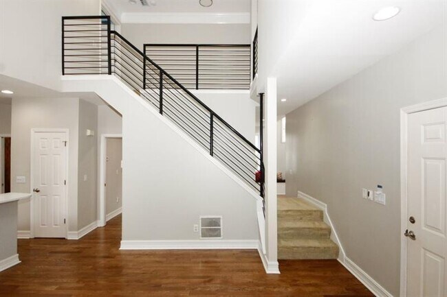 1354 Brookhaven Village Cir NE