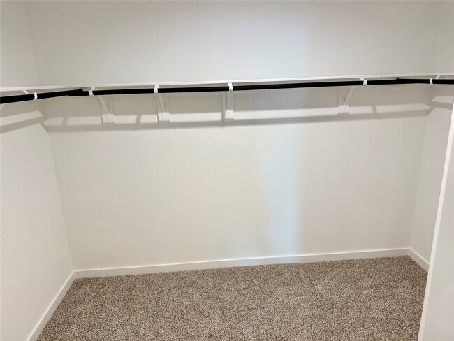 Building Photo - 2911 Needham Gdn Ln