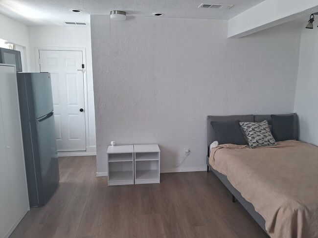 Photo - 207 Arnett Dr