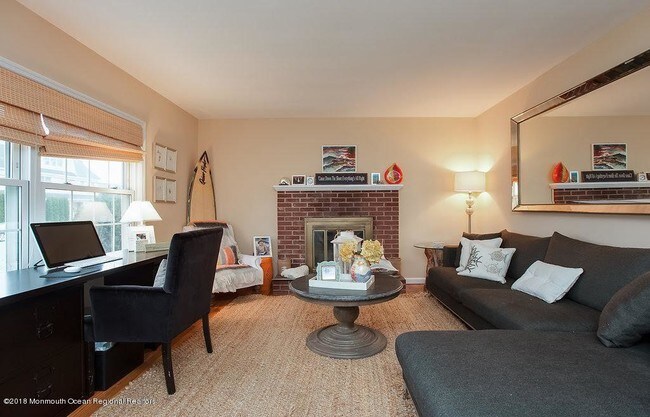 Photo - 615 Fifth Ave